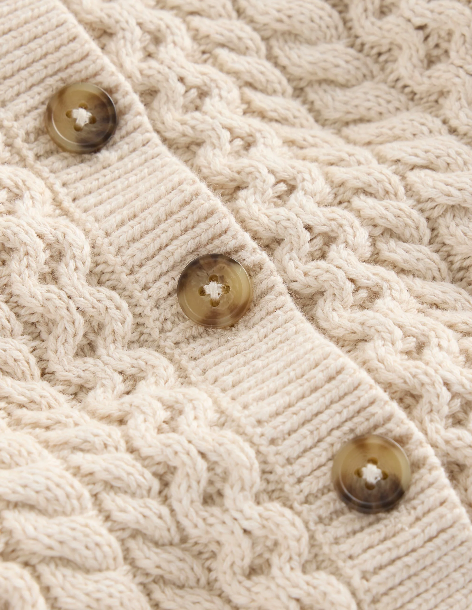 Cable Knitted Play Set-Oatmeal Marl - Image 3