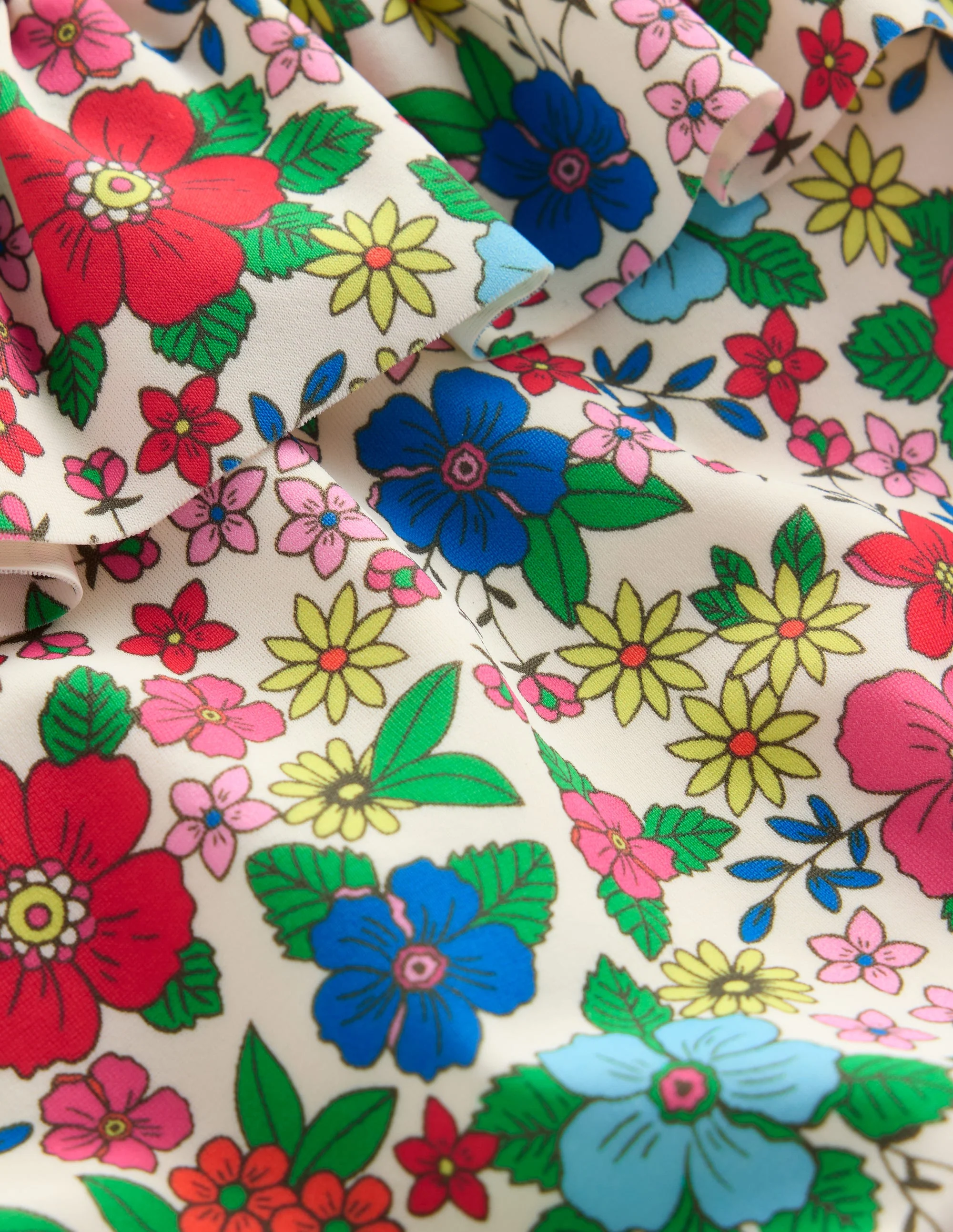 Tallulah Frill Bikini-Multi Holiday Flowerbed - Image 3