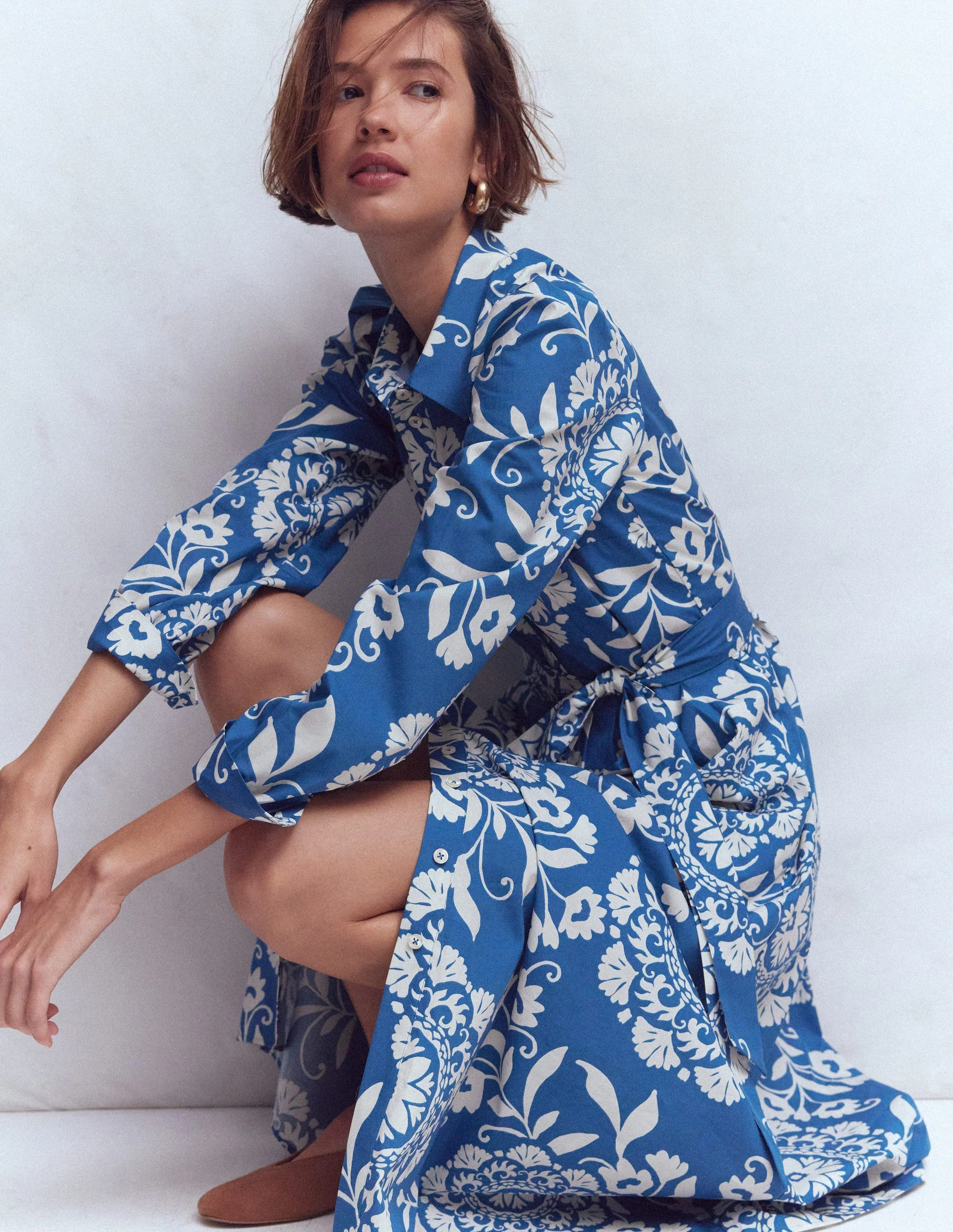 Alexa Long Sleeve Midi Dress-Blue, Decorative Blossom - Image 5