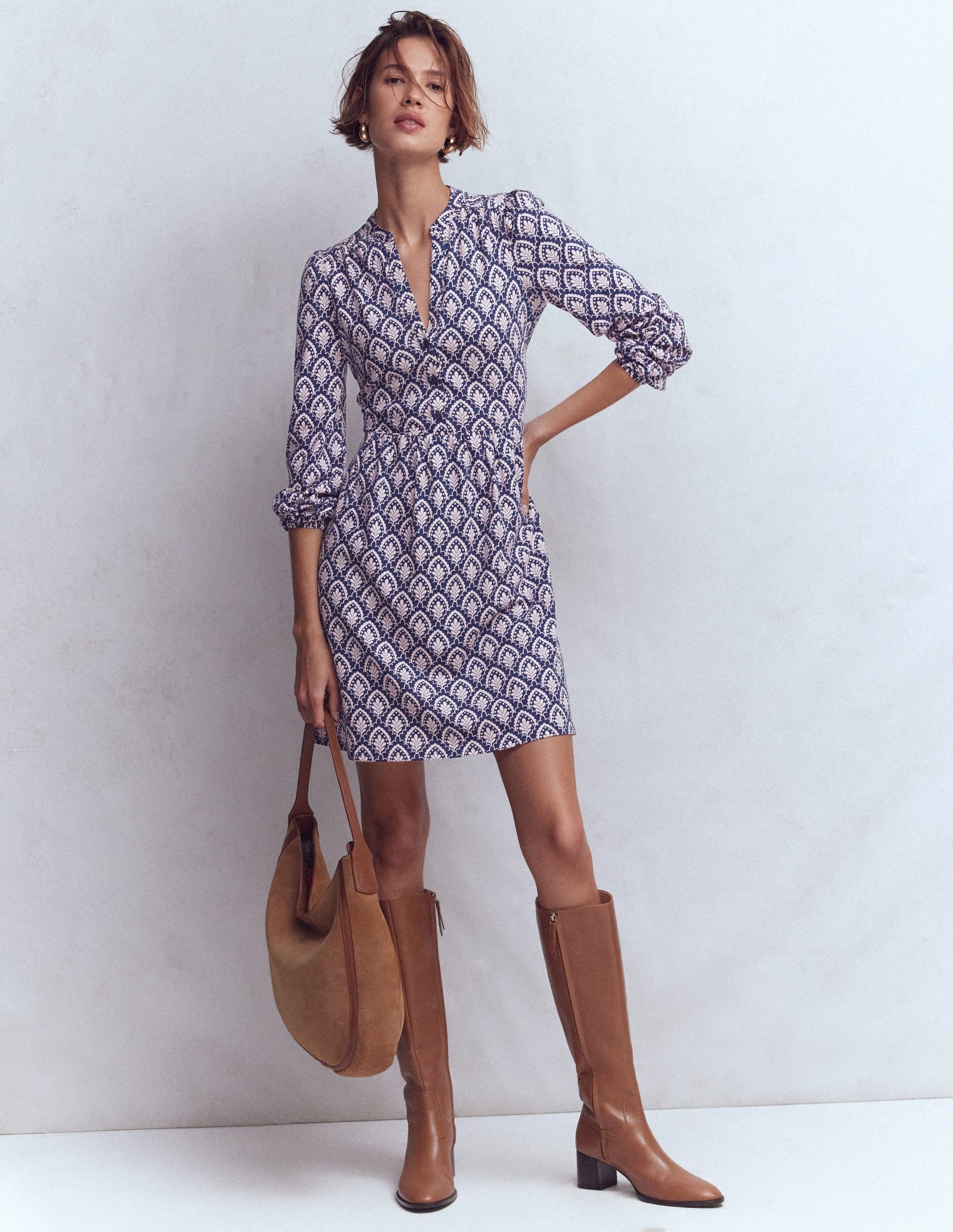 Amy Short Jersey Dress-Navy, Petal Terrace - Image 4
