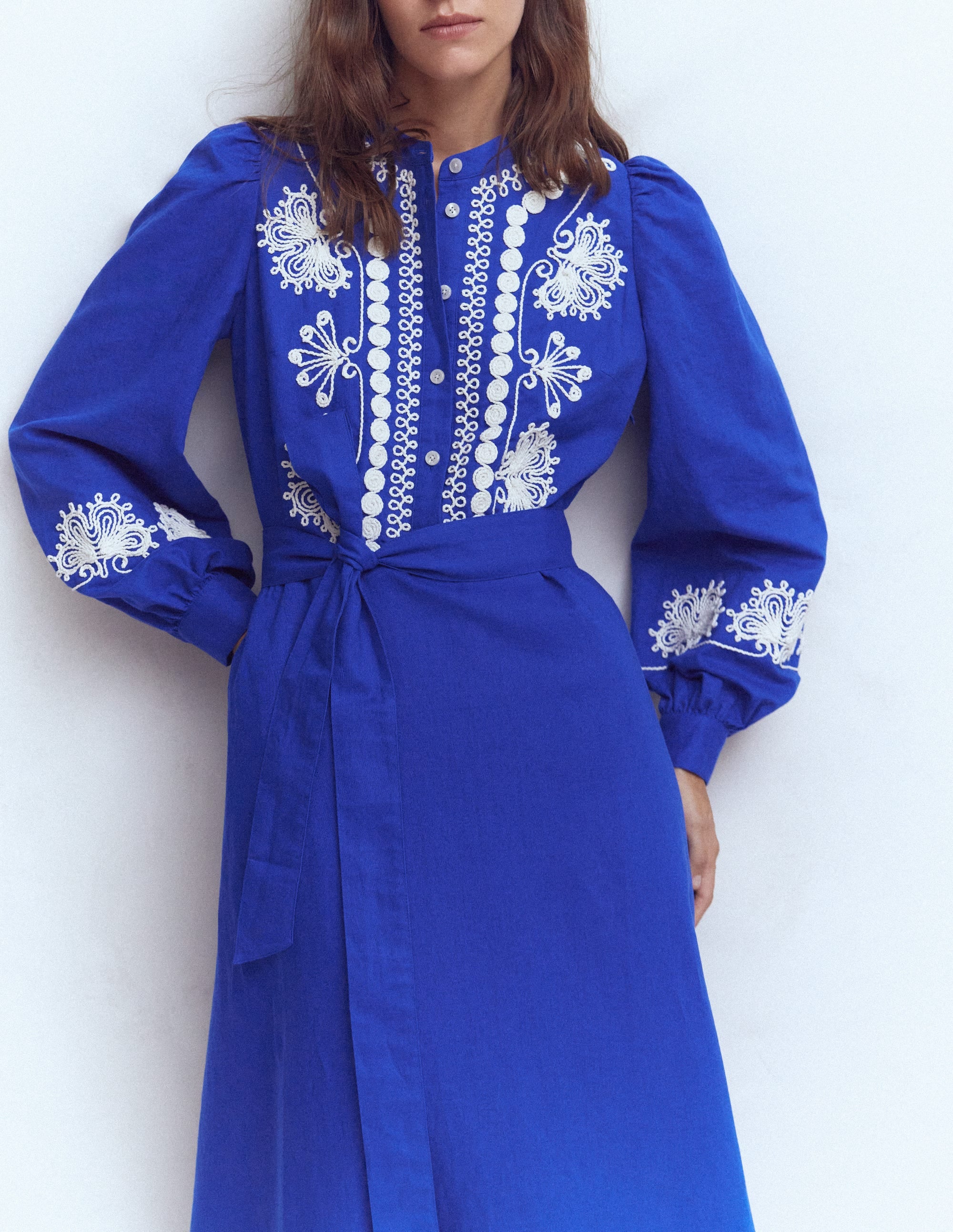 Ava Linen Blend Midi Dress-Blue Embroidery - Image 5