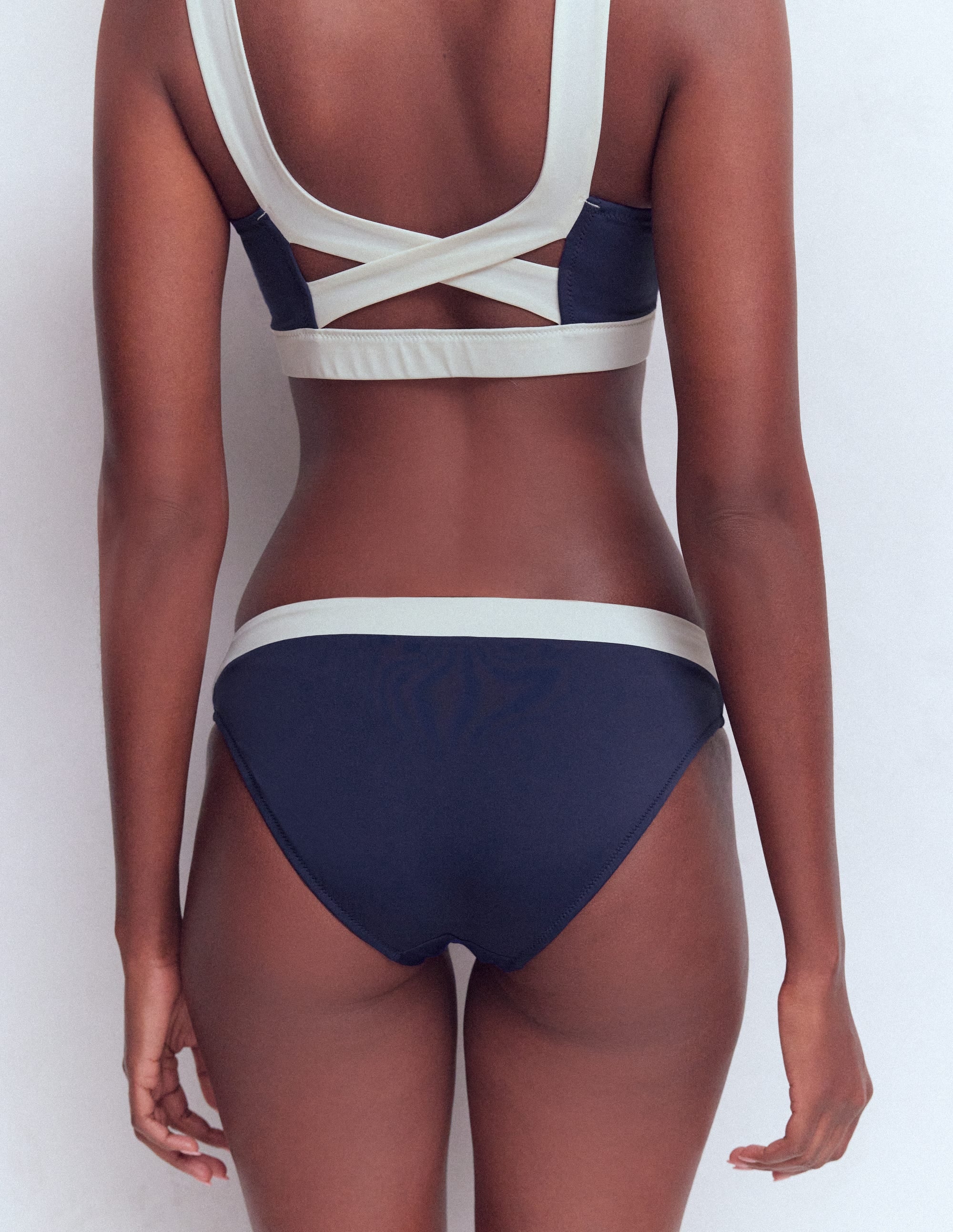 Campania Bikini Bottoms-Navy, Ivory Colourblock - Image 3