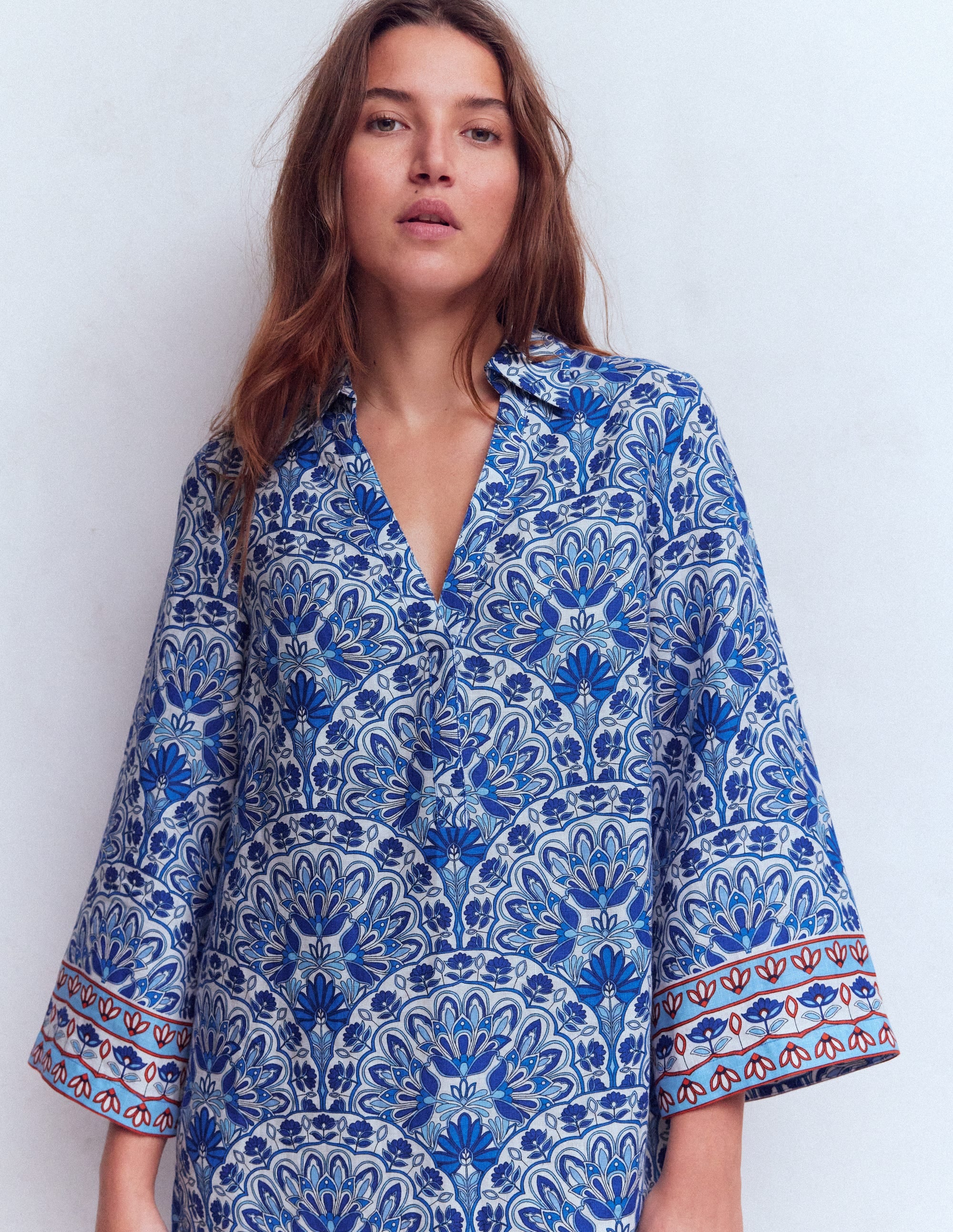 Carmen Linen Short Dress-Bright Blue, Elaborate Terrace - Image 4