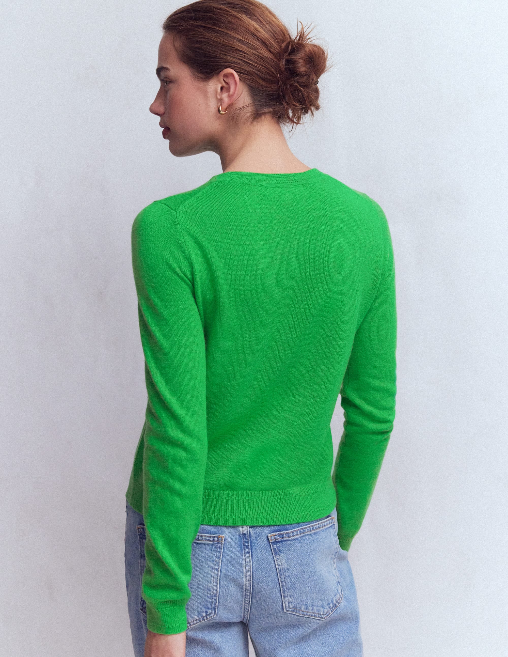 Eva Cashmere Crew Neck Jumper-Sapling Green - Image 3
