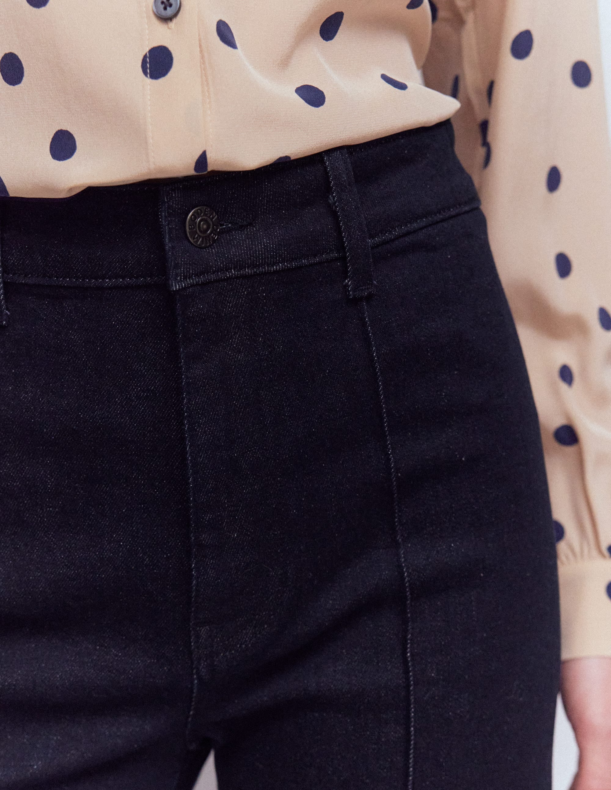 Pintuck Column Leg Jeans-Indigo Rinse - Image 5