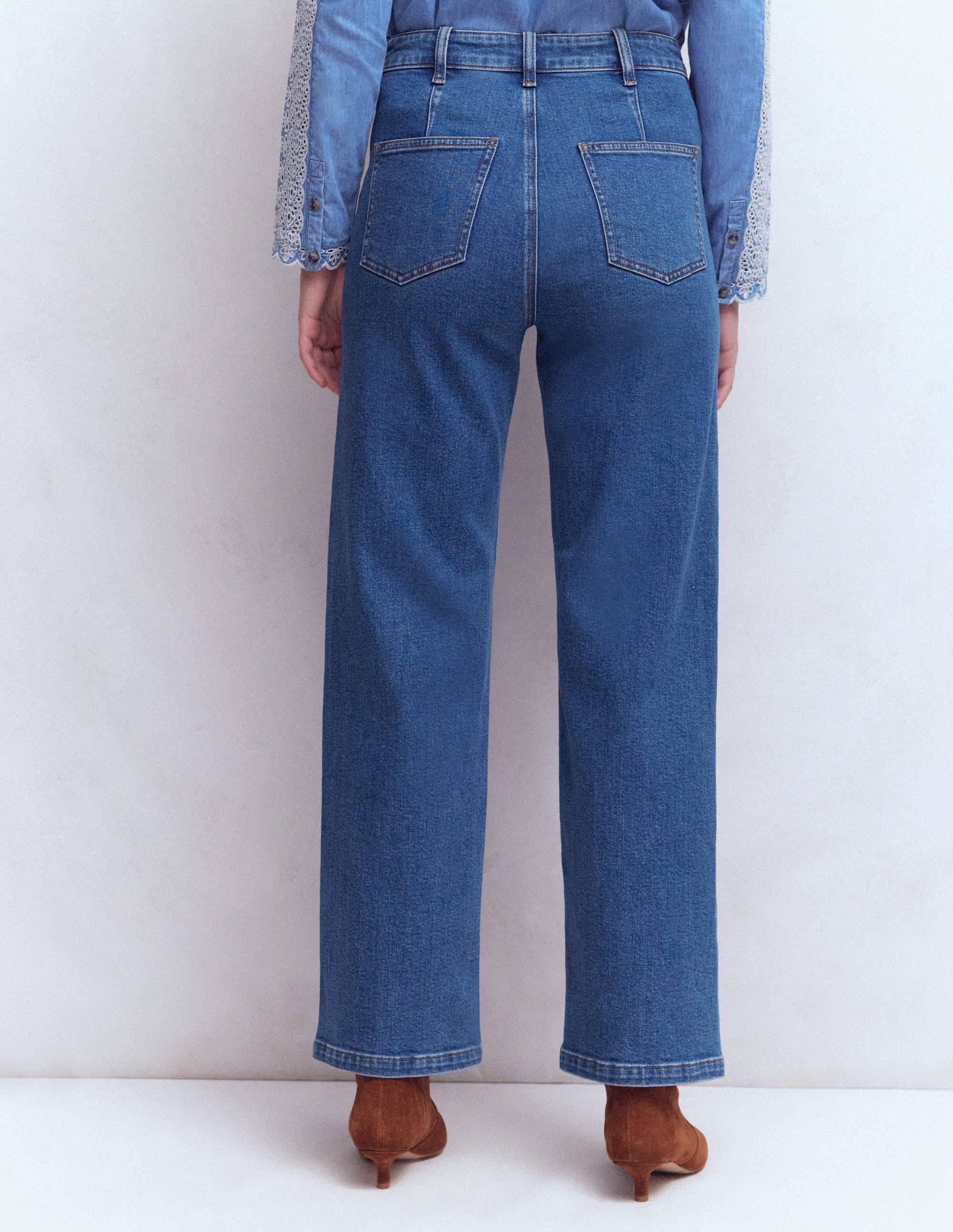 Pintuck Column Leg Jeans-Mid Vintage - Image 3