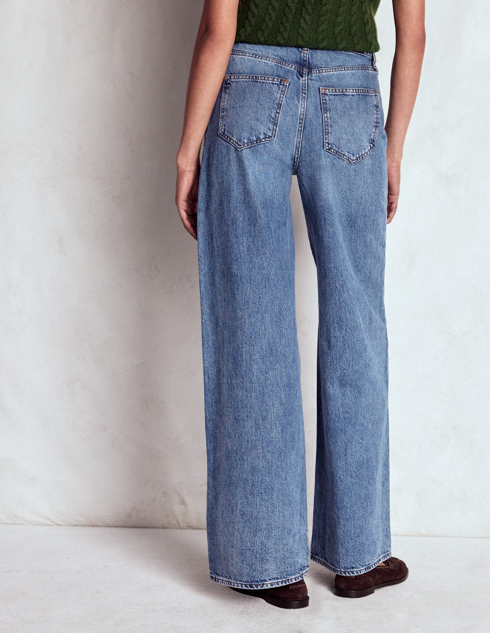 Relaxed Wide Leg  Jeans-Mid Vintage - Image 3